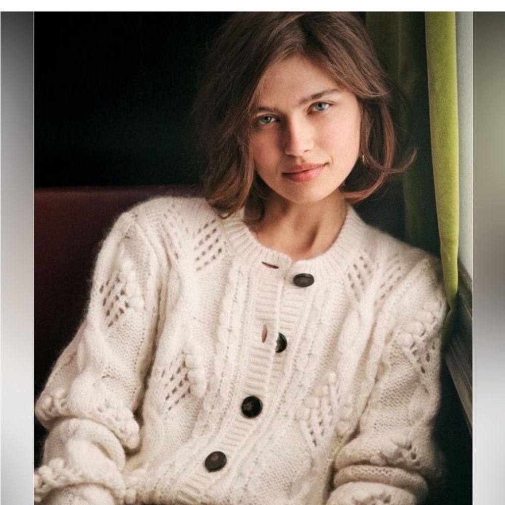 Sézane Burgundy Knit Cardigan with Tortoise Buttons and Feminine Detail